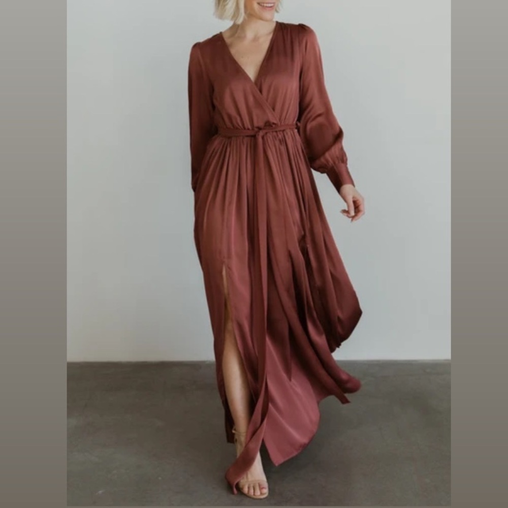 Beautifu dress from Baltic born